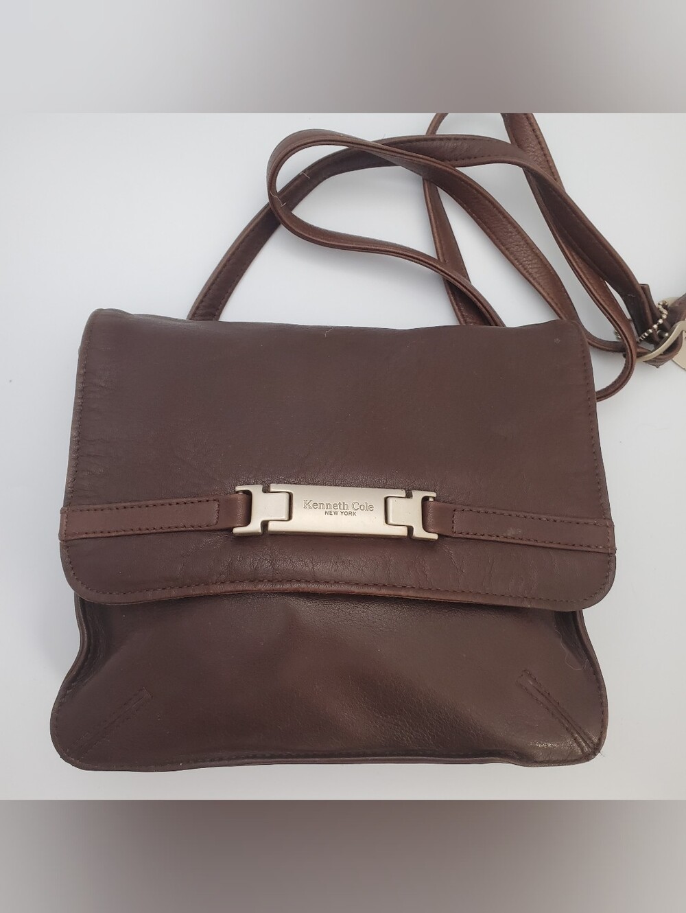 Kenneth Cole Dark Brown Leather Purse Vintage
